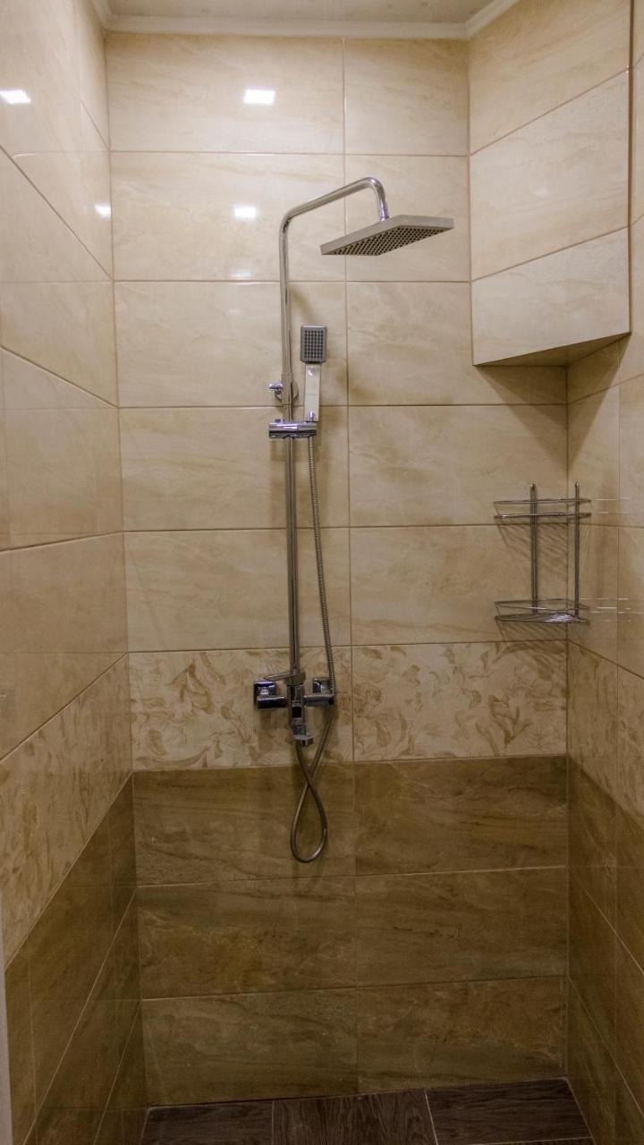Leogrand Apartments On Stavropigiyska 7 Lviv Luaran gambar